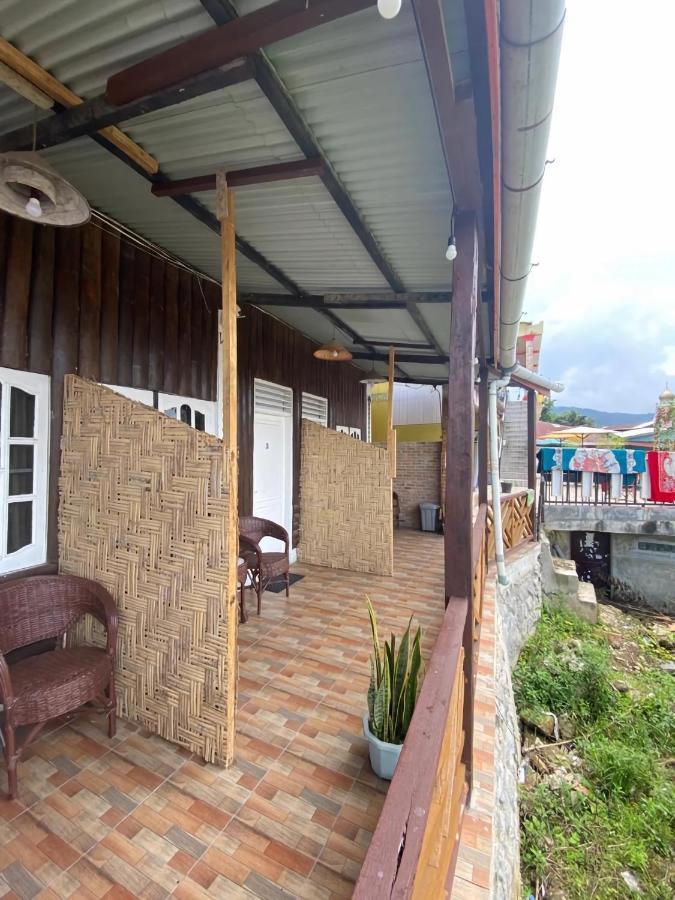 Ron'S Guest House Berastagi Backpacker Rooms Екстериор снимка